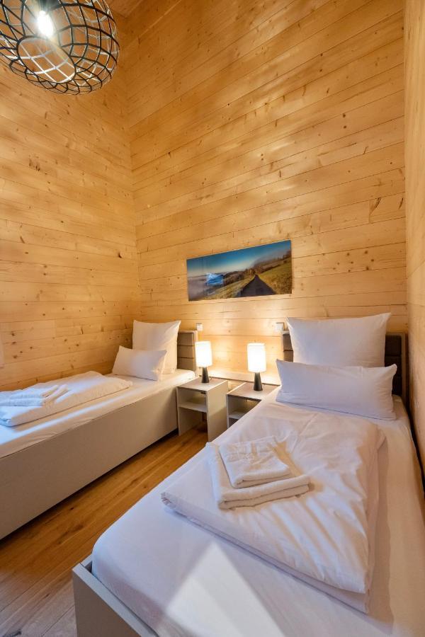 דאון Netten Naturerlebnis Holz-Chalets מראה חיצוני תמונה